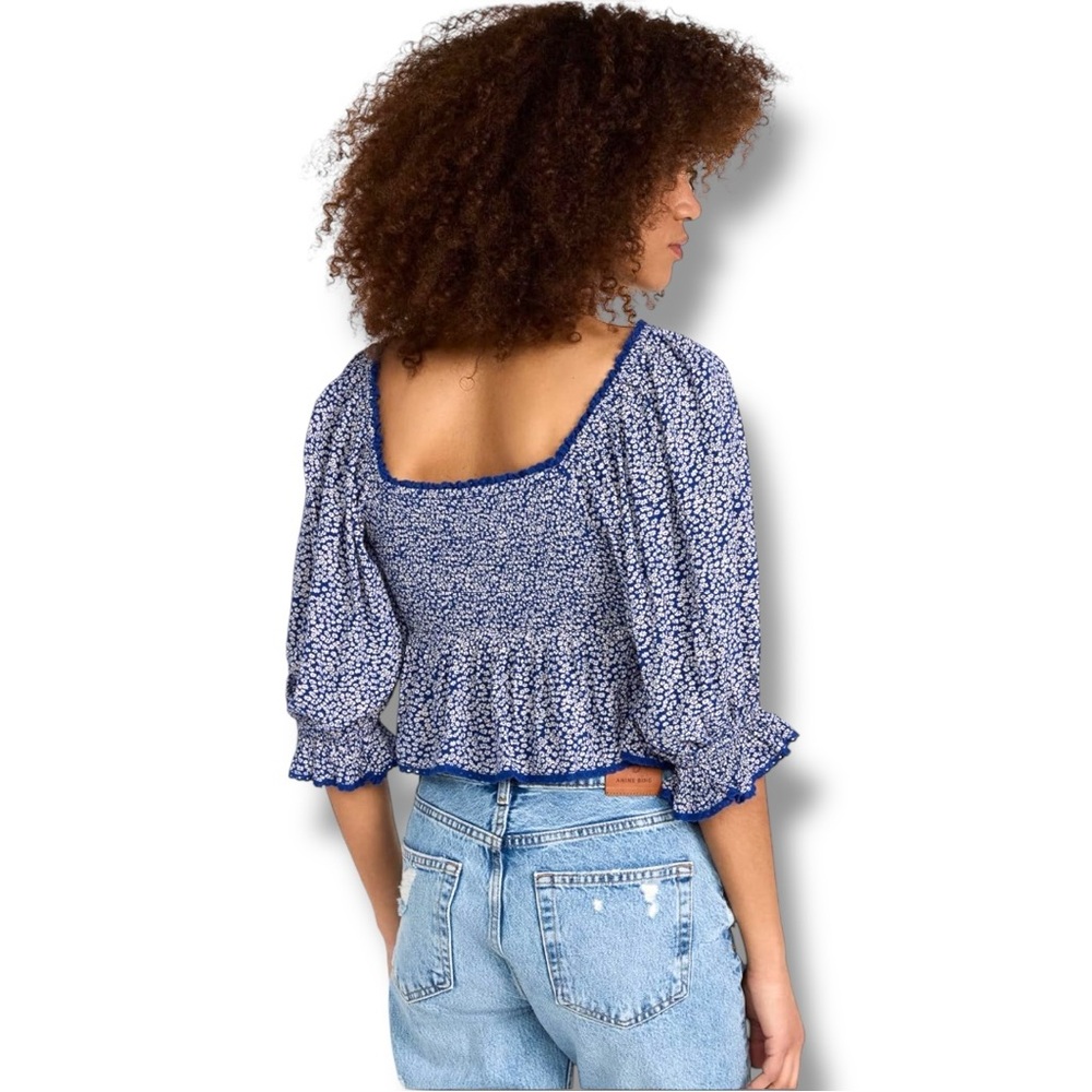 Free People Cropped Sweatheart Neckline V-neck 3/4 Sleeve Blue Floral Blouse - Picture 4 of 16